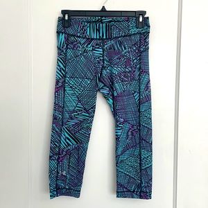 Under Armour Crop Active Leggings